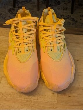 Adidas Trae Young 3 - Acid Orange